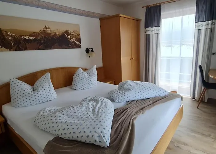 Alpenlandhaus Penzion 3*
