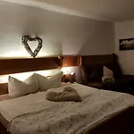 Alpenlandhaus 프론텐